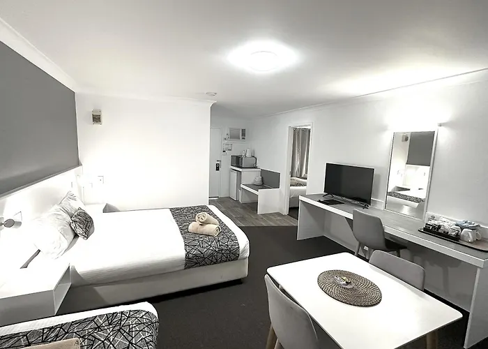 Rosebourne Gardens Motel