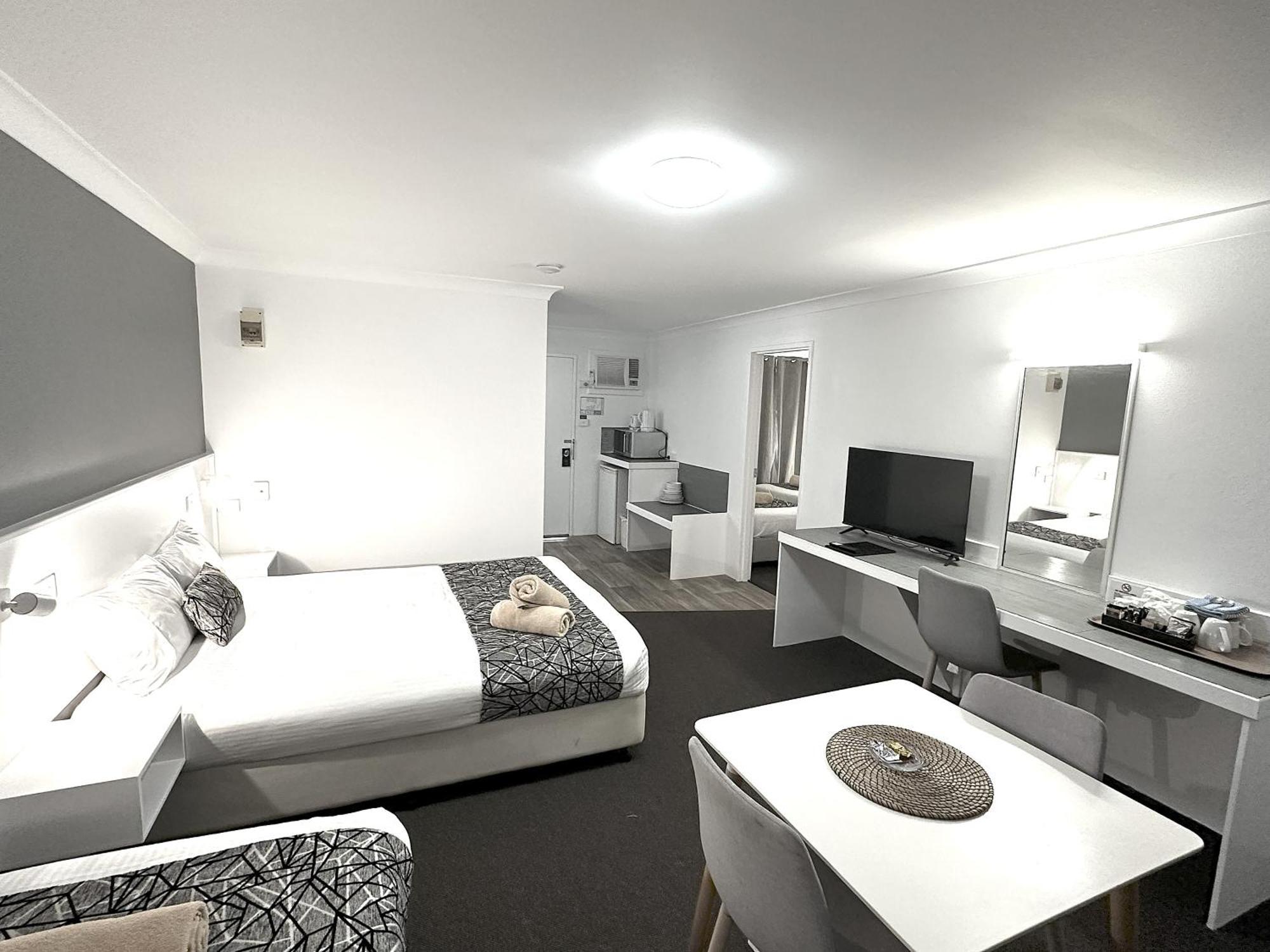 Rosebourne Gardens Motel